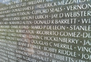 0512_vietnam-memorial